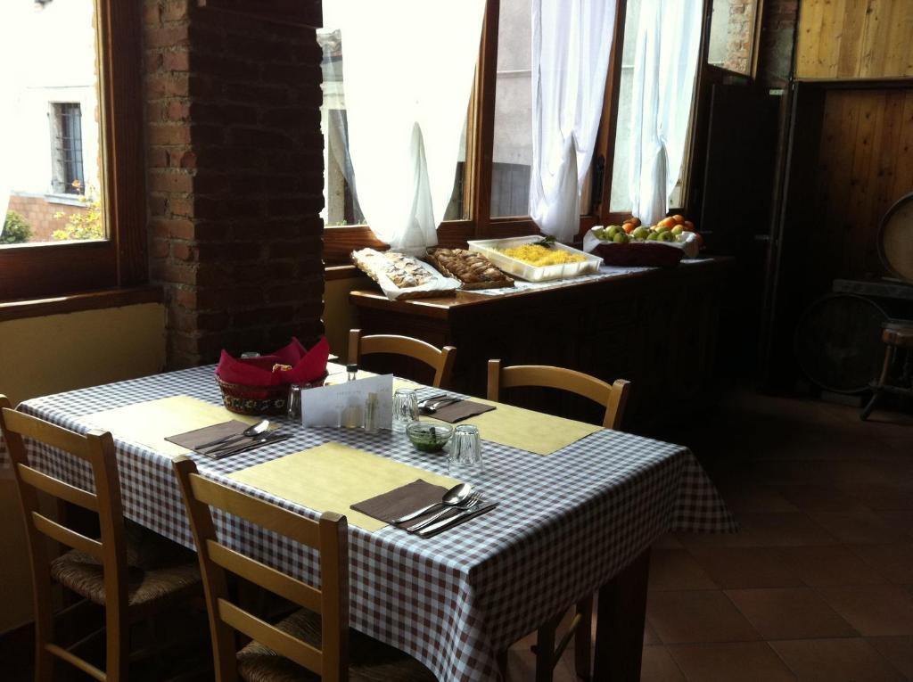 Agriturismo Licensi Del Bresa Villa Monzambano Buitenkant foto