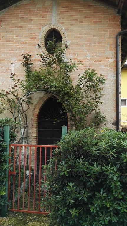 Agriturismo Licensi Del Bresa Villa Monzambano Buitenkant foto