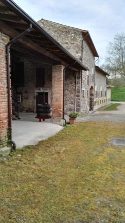 Agriturismo Licensi Del Bresa Villa Monzambano Buitenkant foto