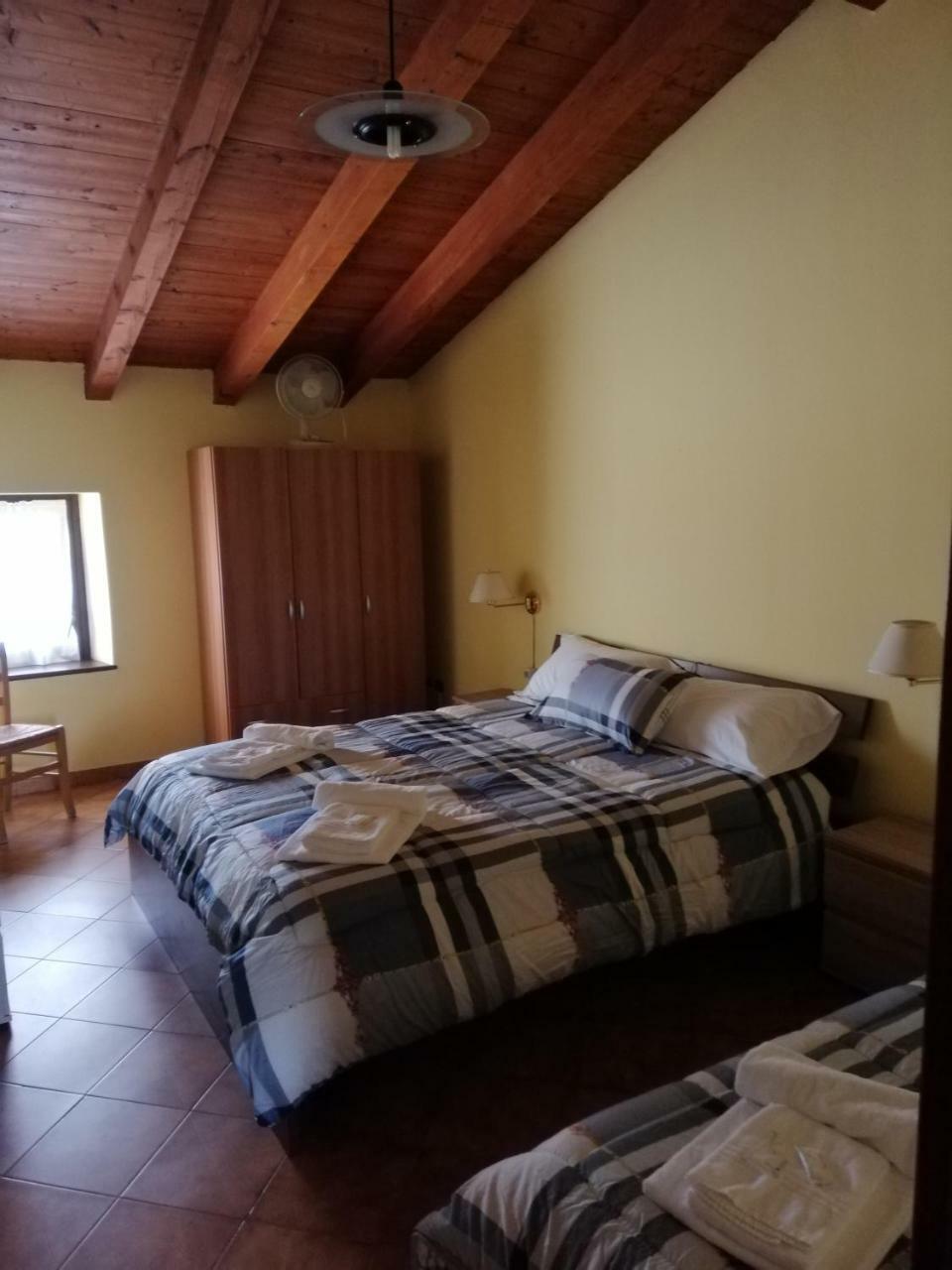 Agriturismo Licensi Del Bresa Villa Monzambano Buitenkant foto