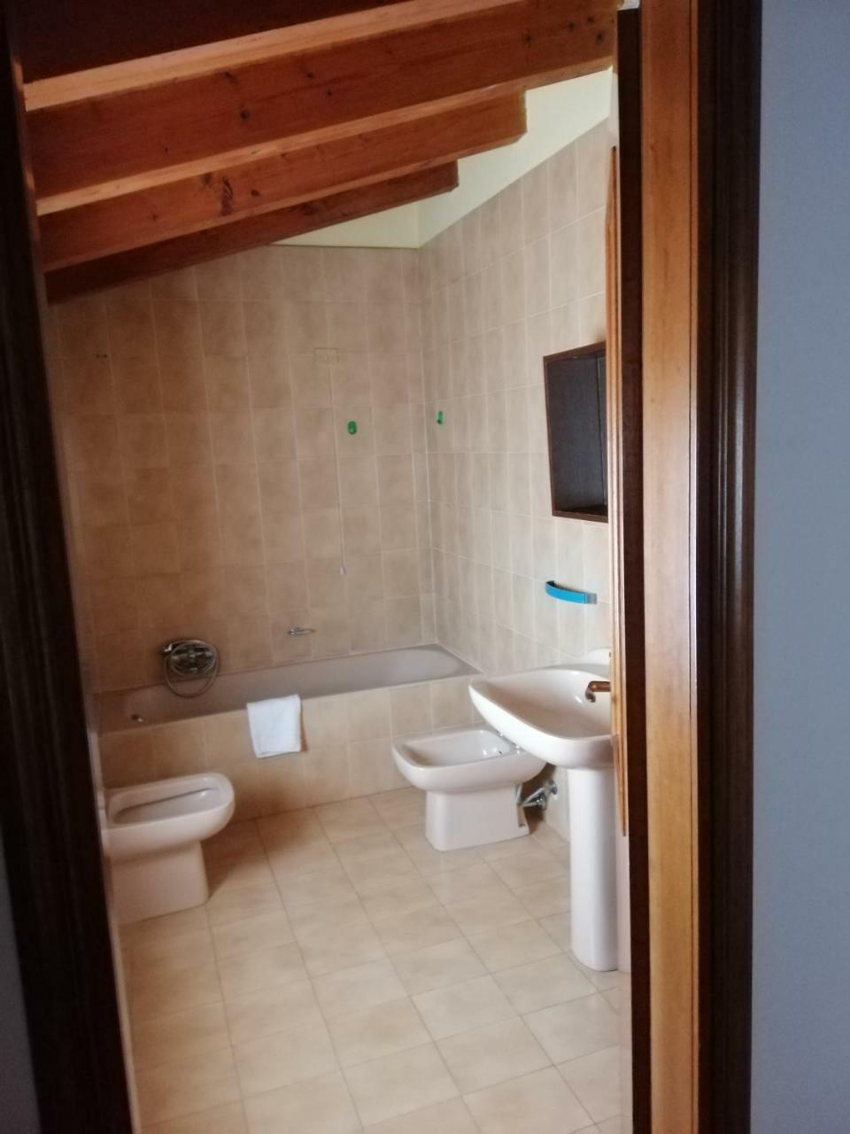 Agriturismo Licensi Del Bresa Villa Monzambano Buitenkant foto